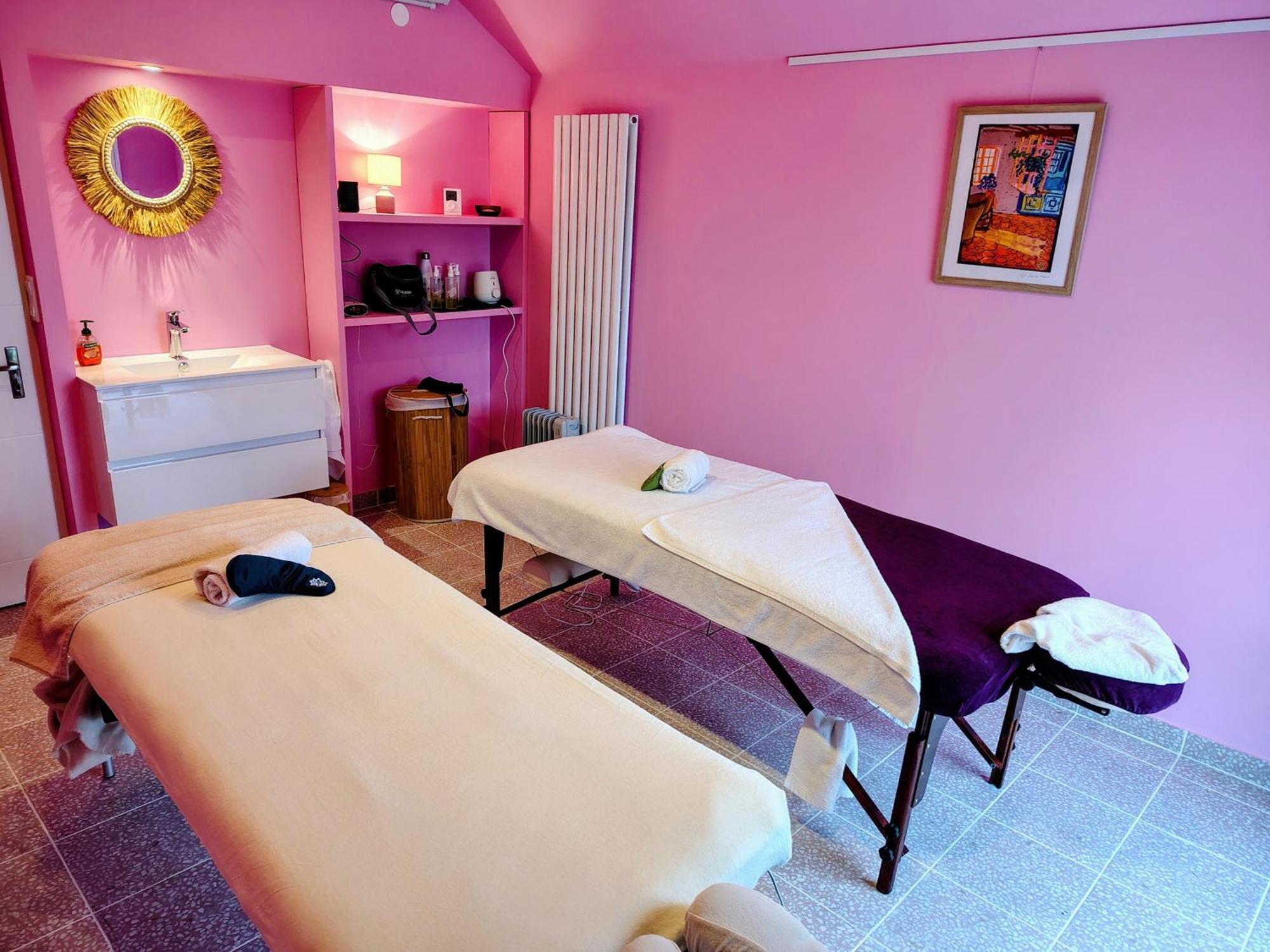 Le Spa Est Dans Le Pre Trigueres Exterior foto